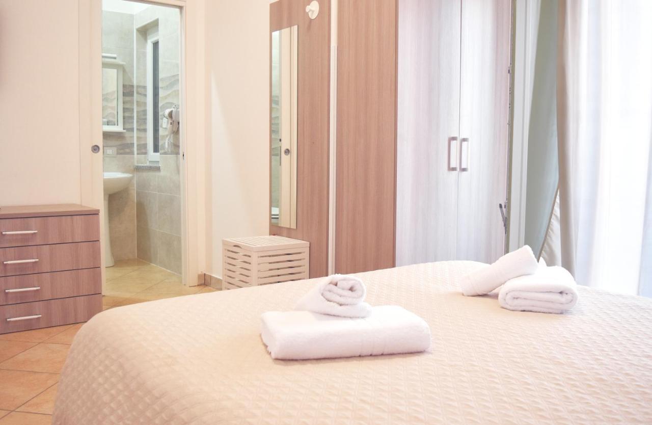Bed & Breakfast Domus Pepe Scalea Extérieur photo